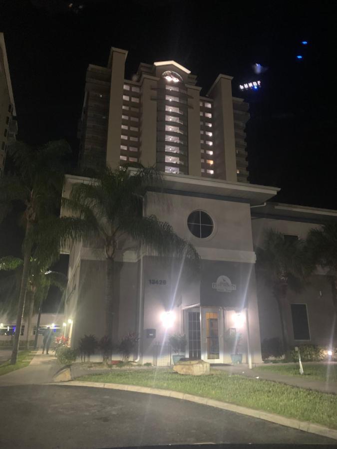 Disney Just 1 And A Quarter Mile Away, Blue Heron 1 Room 2 Bath,Amenities,6 Guests, Walk To Restaurants, No Fees At Check In أورلاندو المظهر الخارجي الصورة