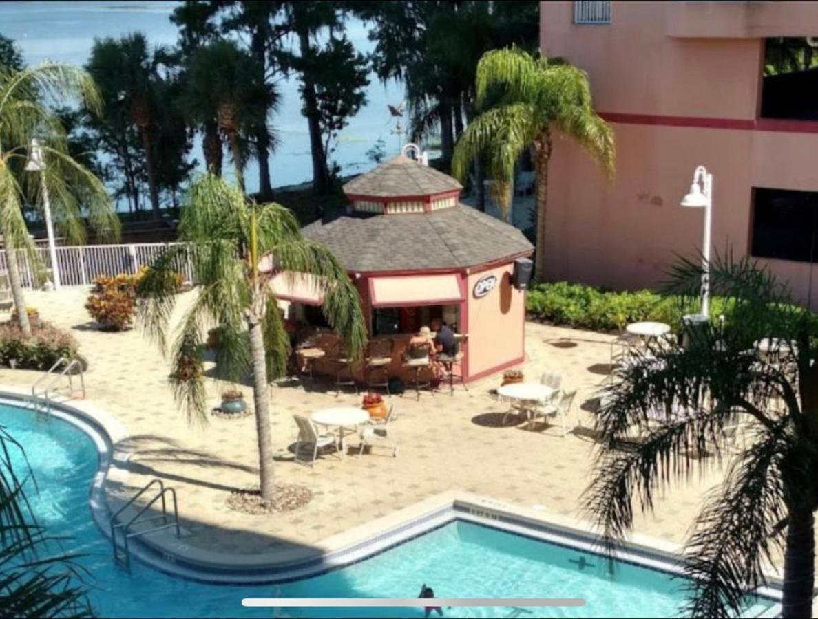Disney Just 1 And A Quarter Mile Away, Blue Heron 1 Room 2 Bath,Amenities,6 Guests, Walk To Restaurants, No Fees At Check In أورلاندو المظهر الخارجي الصورة
