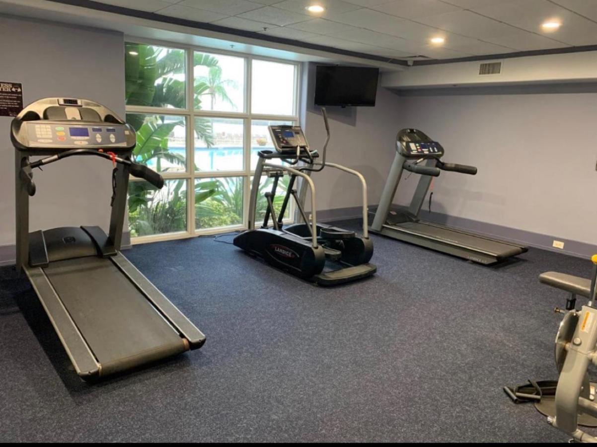 Disney Just 1 And A Quarter Mile Away, Blue Heron 1 Room 2 Bath,Amenities,6 Guests, Walk To Restaurants, No Fees At Check In أورلاندو المظهر الخارجي الصورة