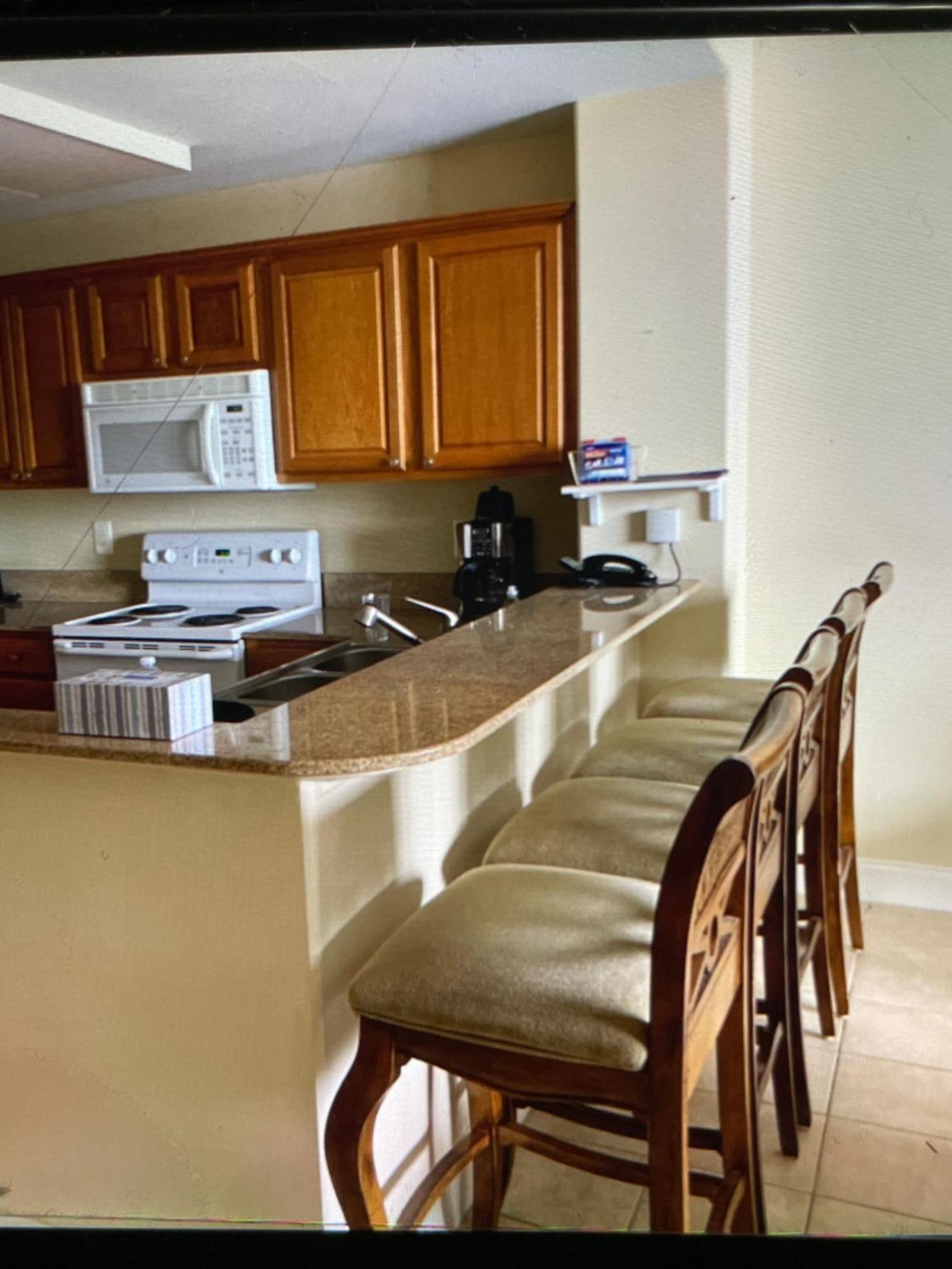 Disney Just 1 And A Quarter Mile Away, Blue Heron 1 Room 2 Bath,Amenities,6 Guests, Walk To Restaurants, No Fees At Check In أورلاندو المظهر الخارجي الصورة